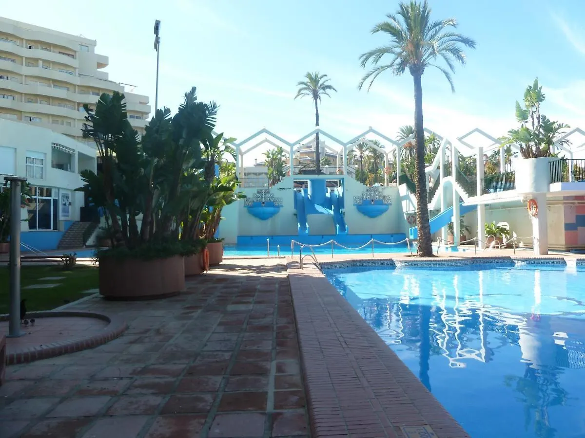 Parking Privado Benalbeach Benalmádena Apartman